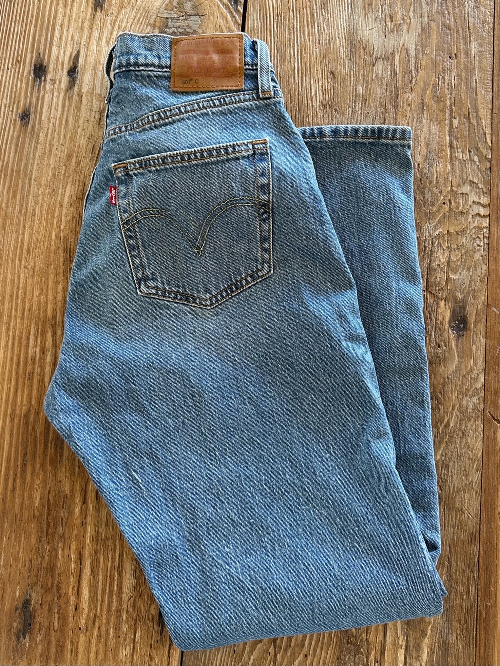 LEVI’S 501 Curve Jeans Size 27 Medium Wash - Picture 3 of 10